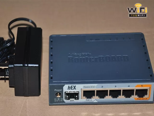 Các bộ phận của thiết bị Router Mikrotik hEX S RB760iGS