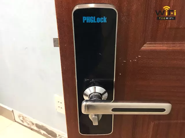 T2QWIFI chuyên cung cấp khóa cửa PHGLock KR7153 chính hãng, chất lượng nhất