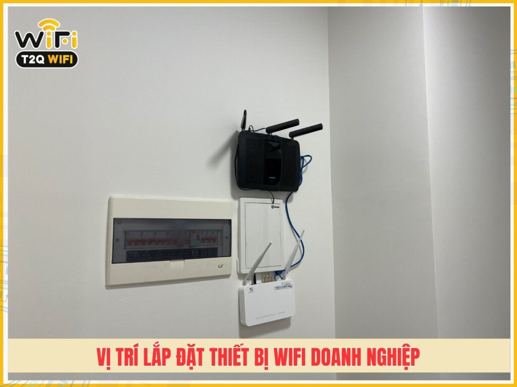Chon vi tri lap dat thiet bi wifi tang toi da tam phu song