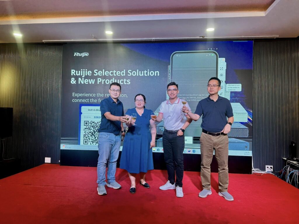 workshop dot pha cung ruijie sme wifi 7