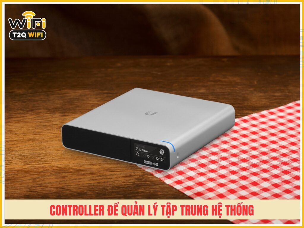 Controller de quan ly tap trung he thong