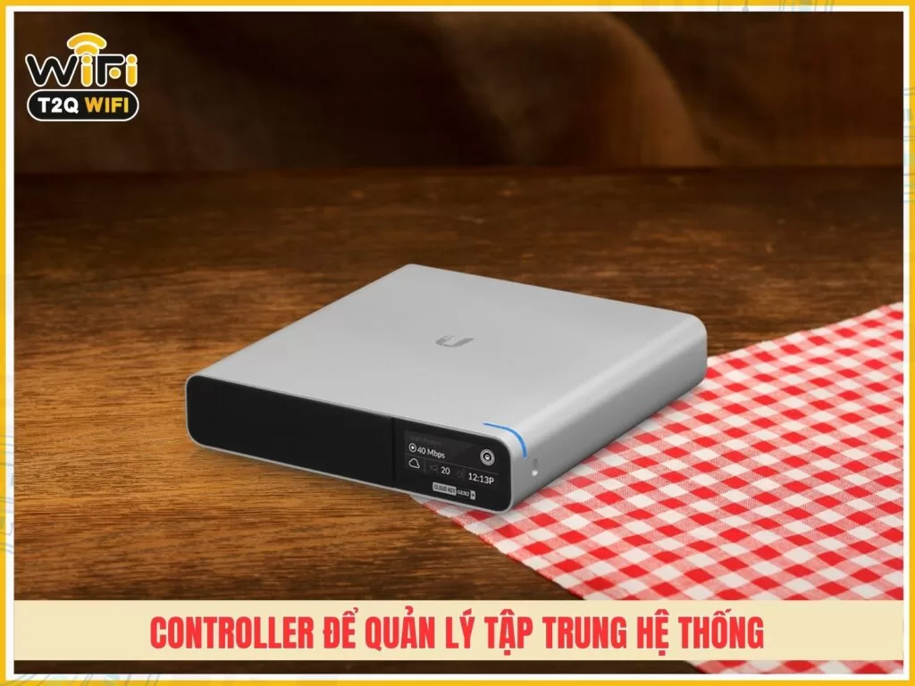 Controller de quan ly tap trung he thong
