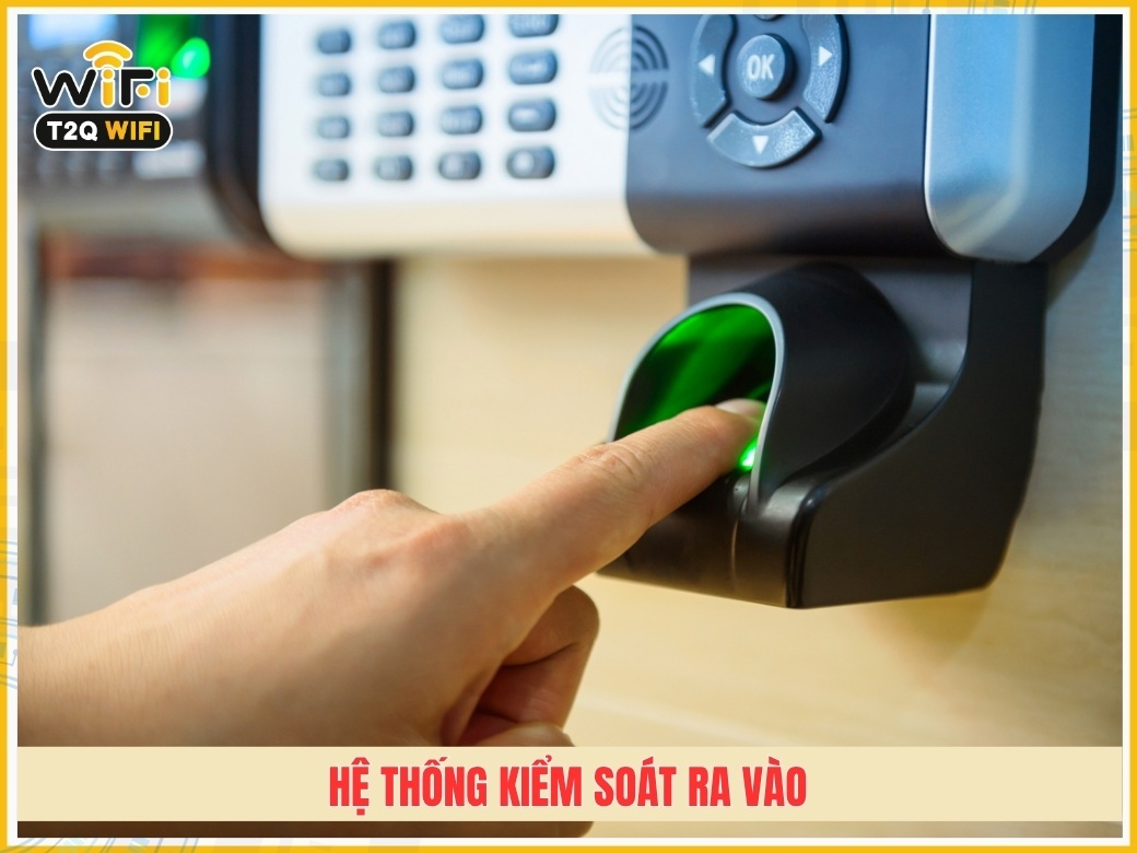 Hệ thống kiểm soát ra vào